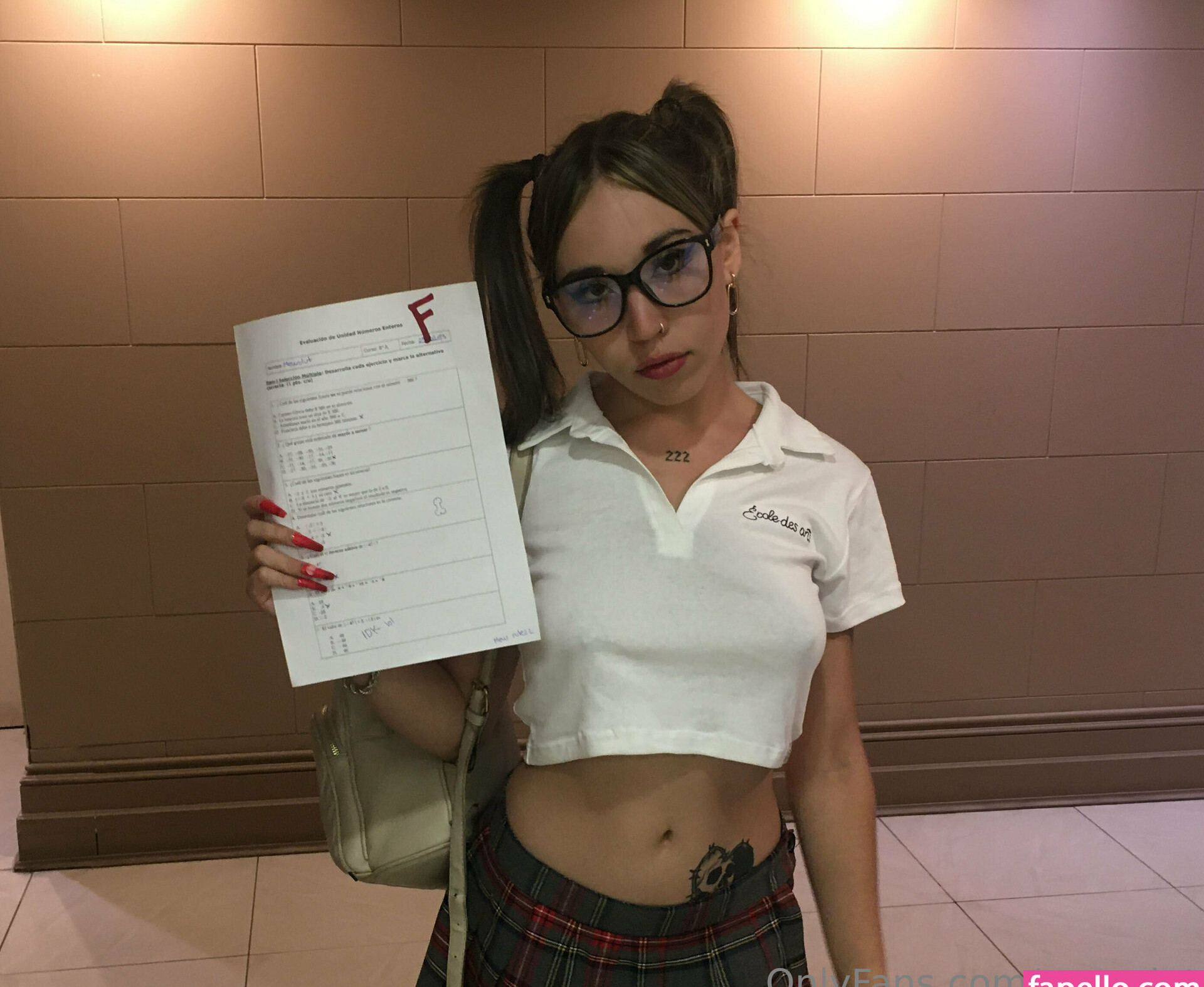 mewslut gallery photo #383