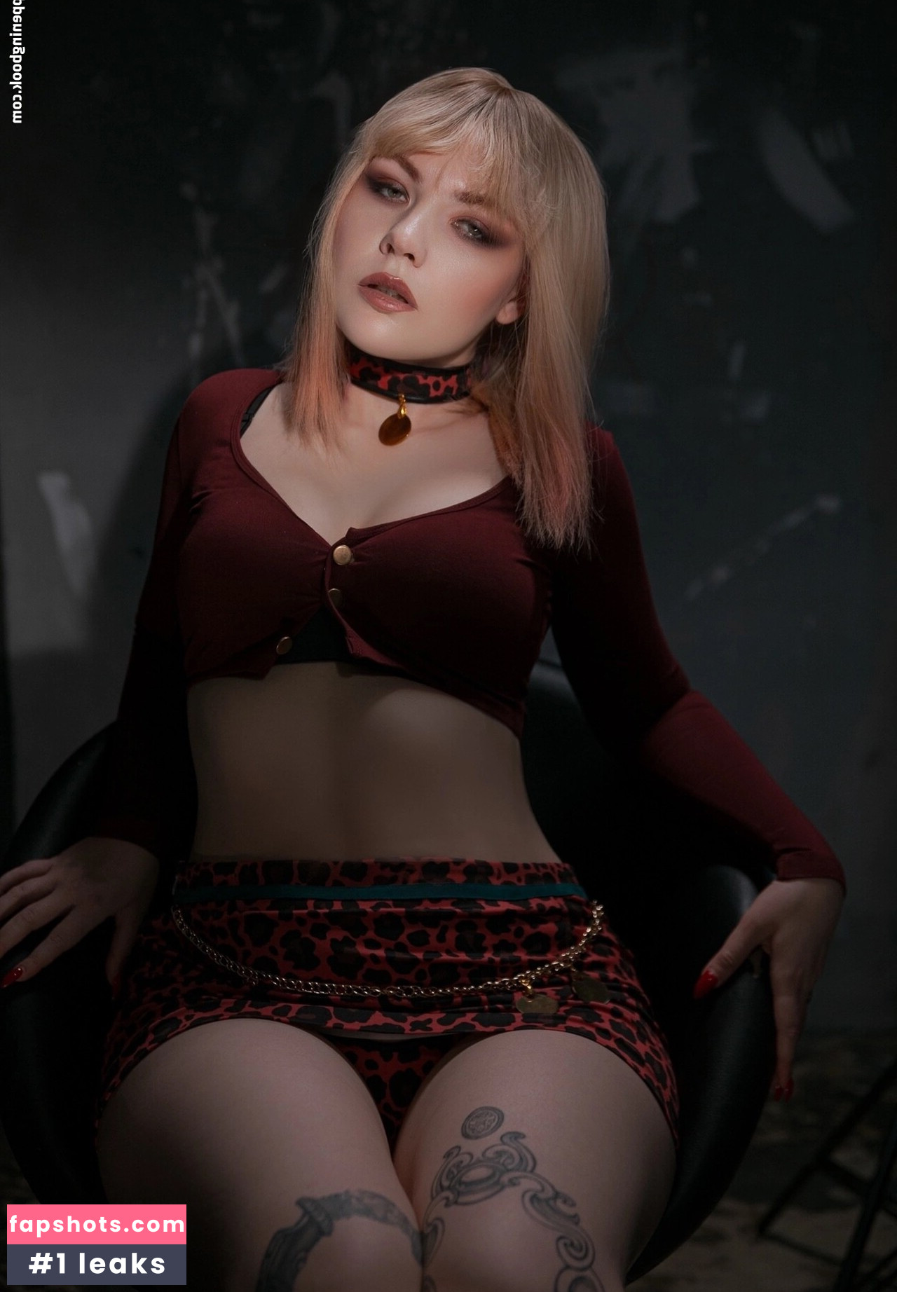 Mi2ray Cosplay gallery photo #2