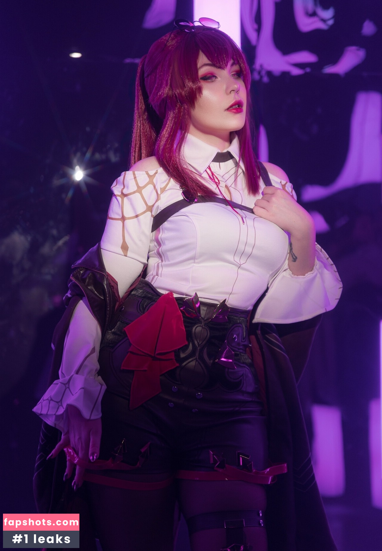 Mi2ray Cosplay gallery photo #11