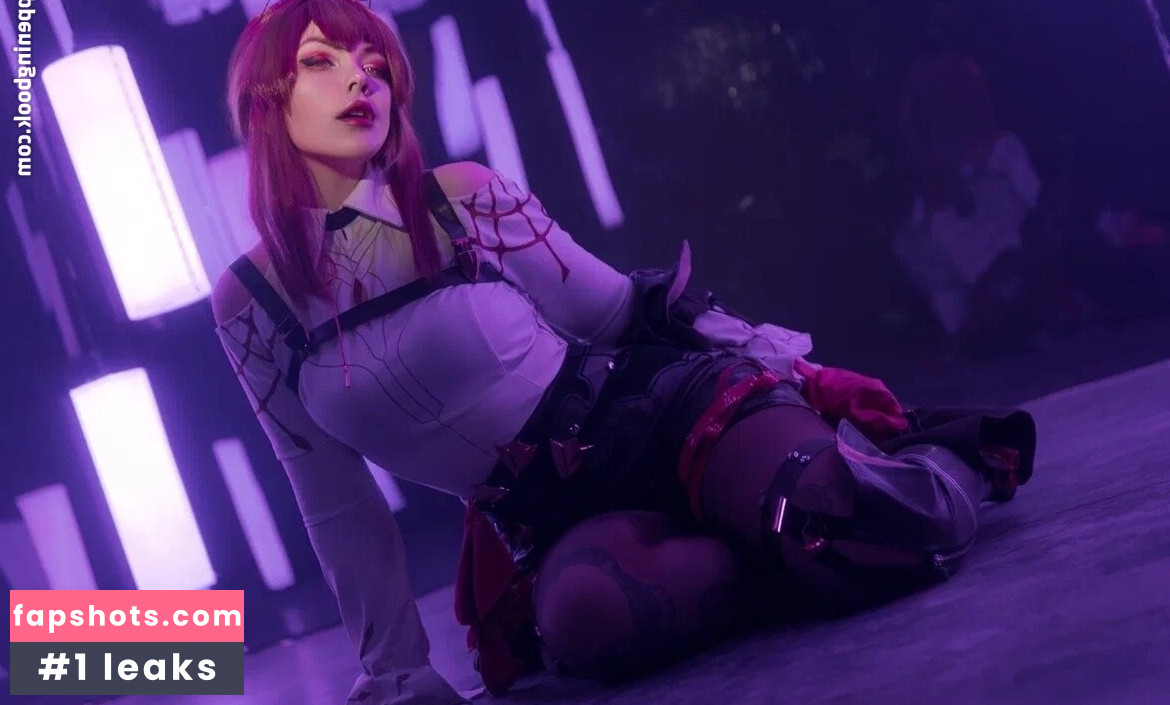 Mi2ray Cosplay gallery photo #15