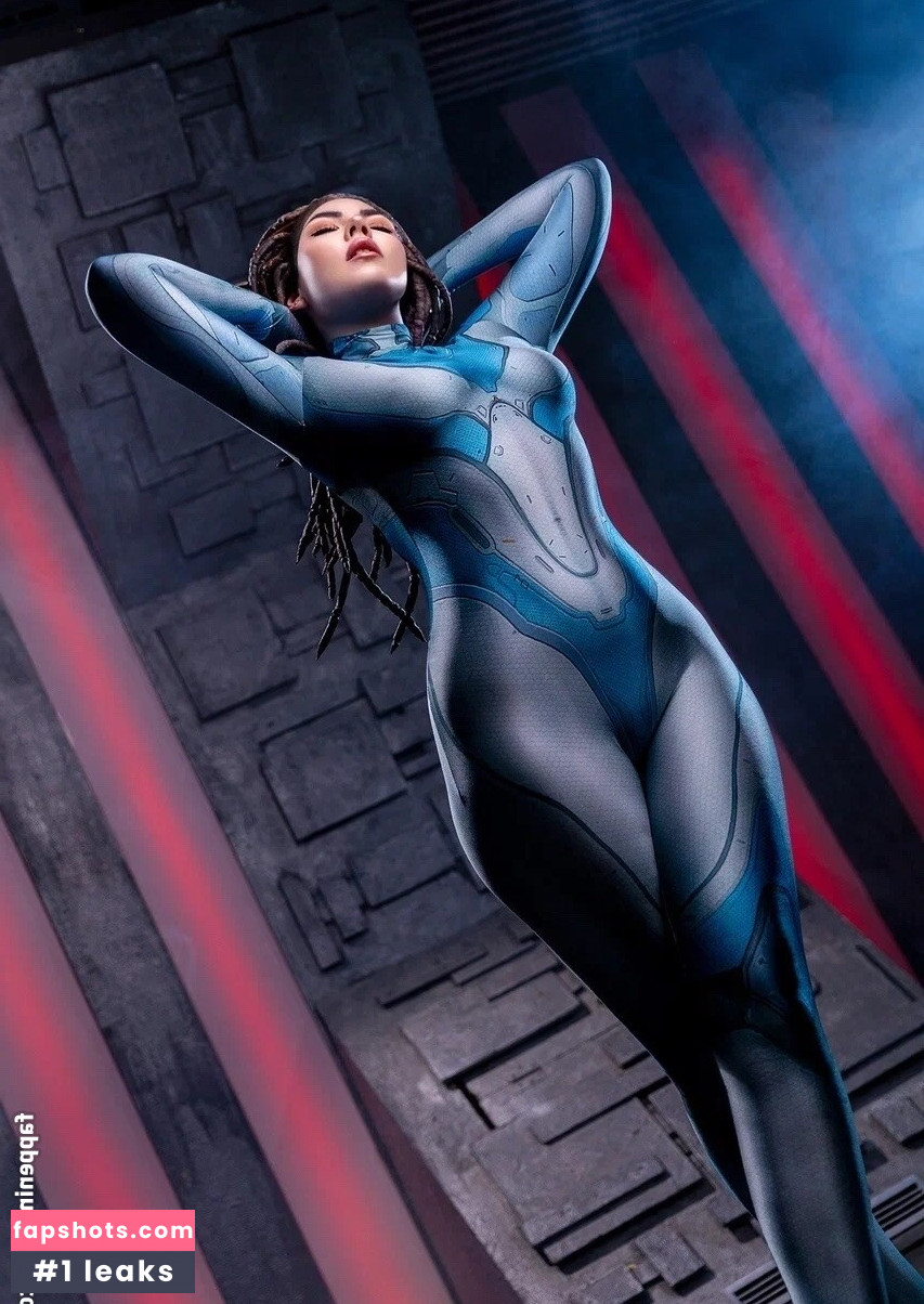 Mi2ray Cosplay gallery photo #23