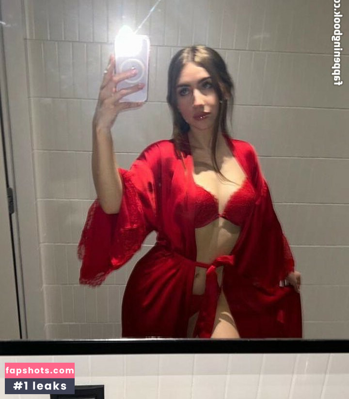 Mia Brown gallery photo #18