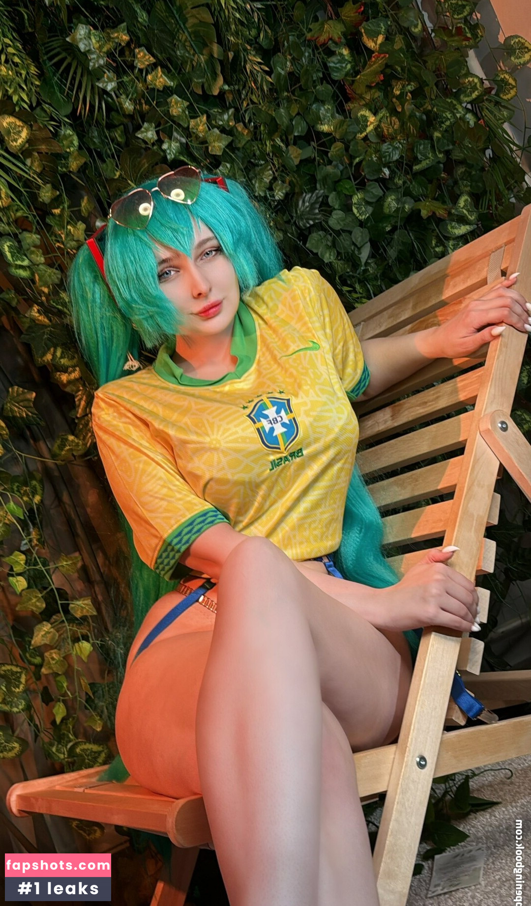 mia_green_tea gallery photo #13