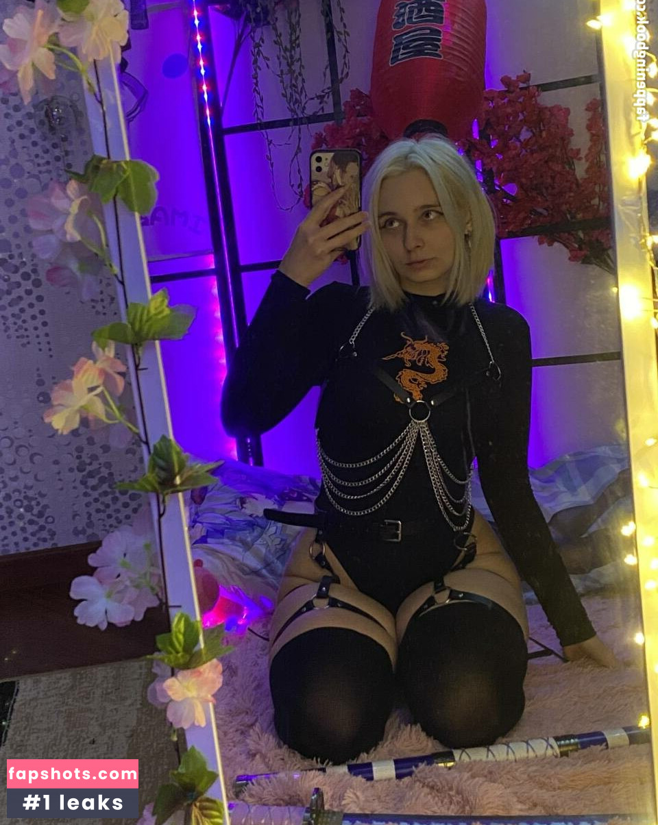 mia_green_tea gallery photo #74