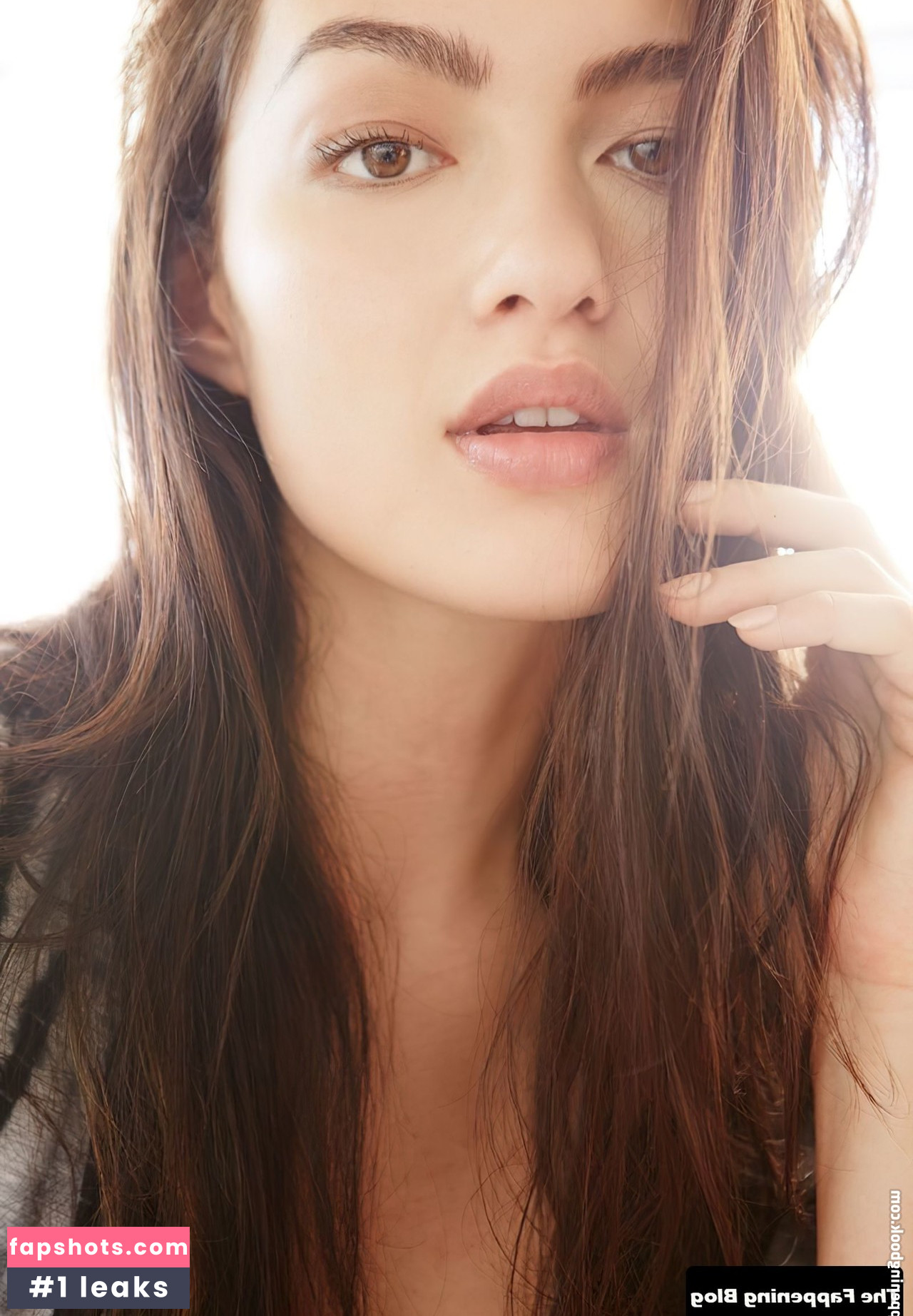 Mia Kang gallery photo #12