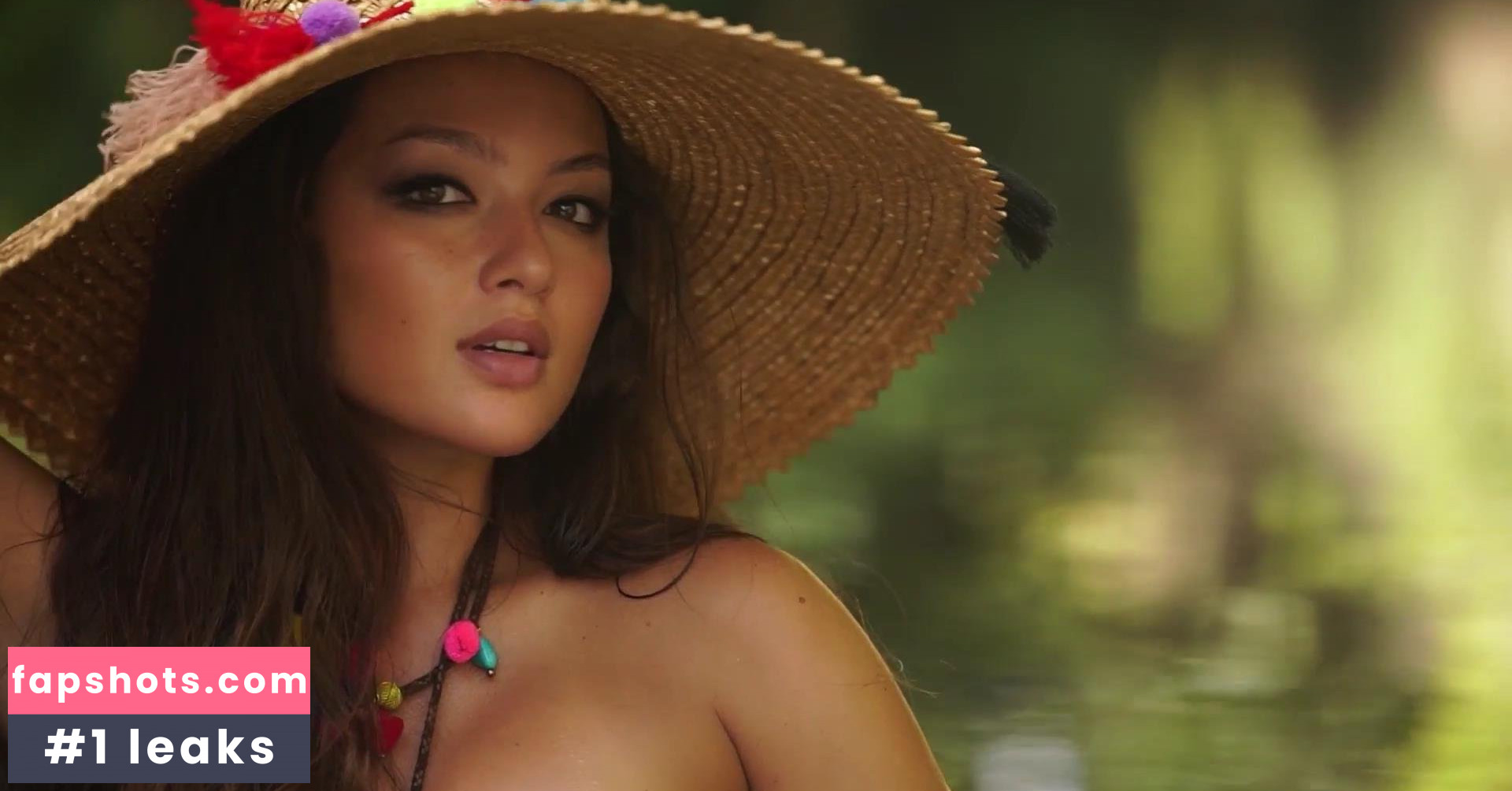 Mia Kang gallery photo #50