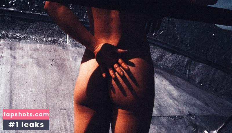 Mia Kerin gallery photo #34