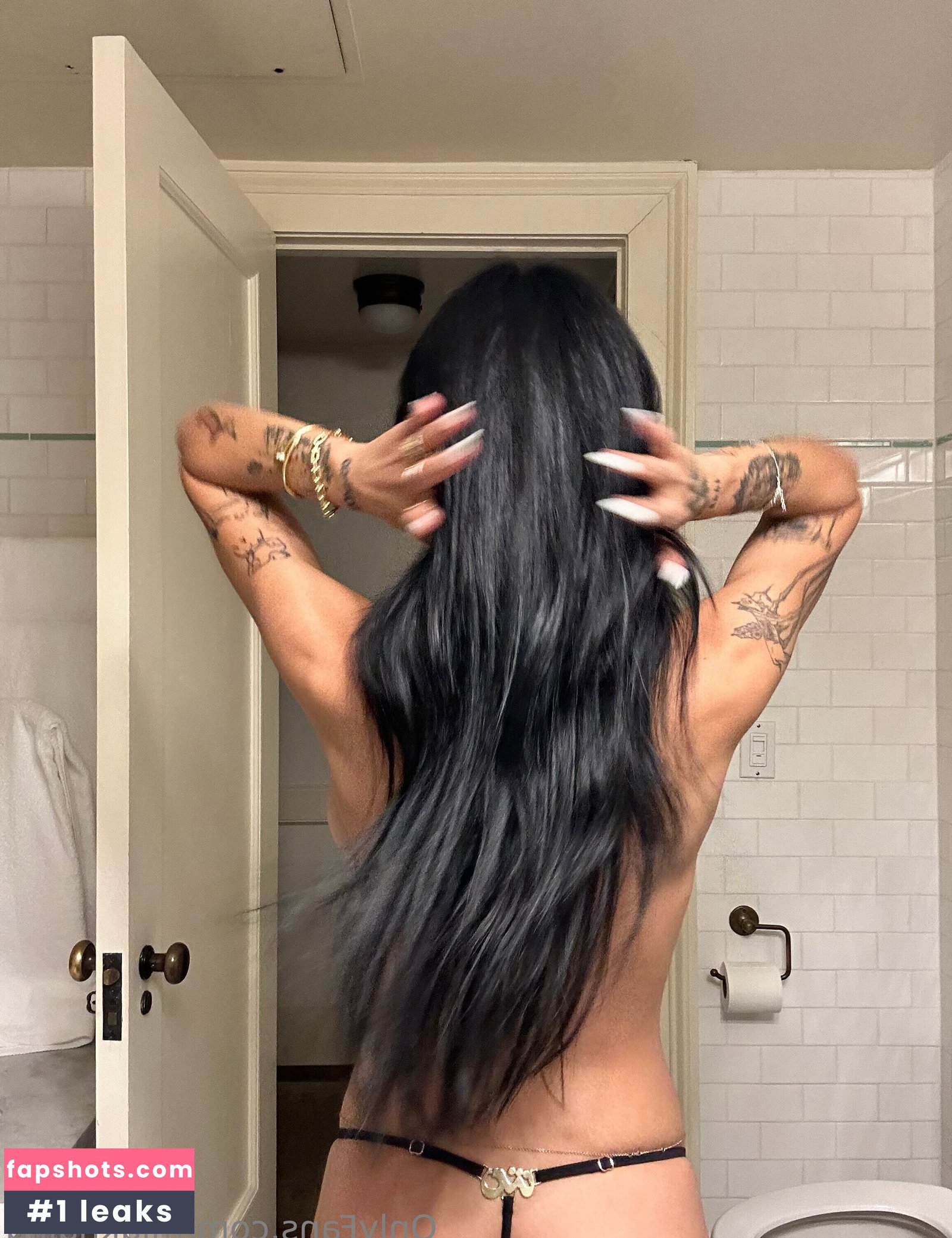 Mia Khalifa gallery photo #1994