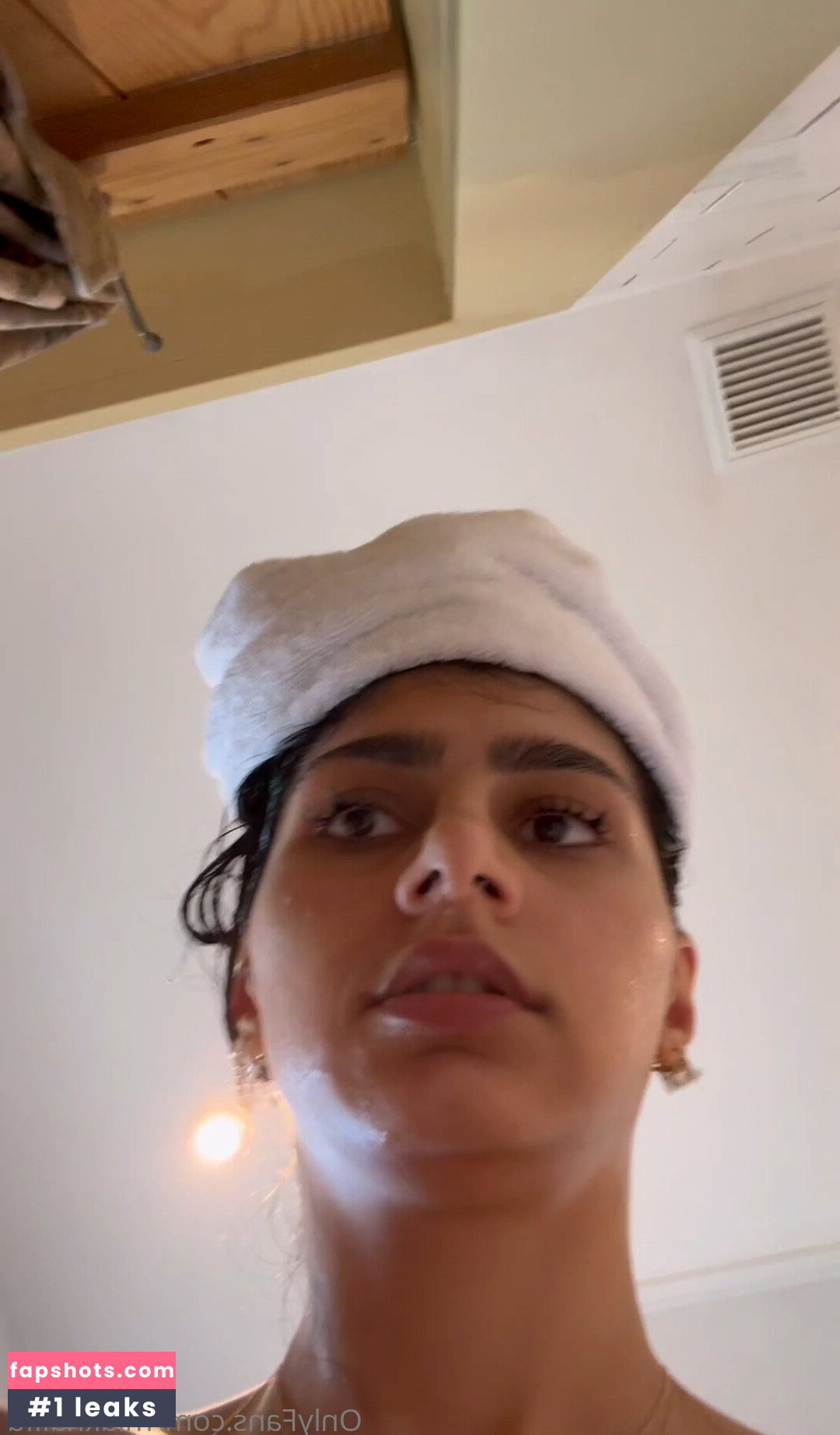 Mia Khalifa gallery photo #2165