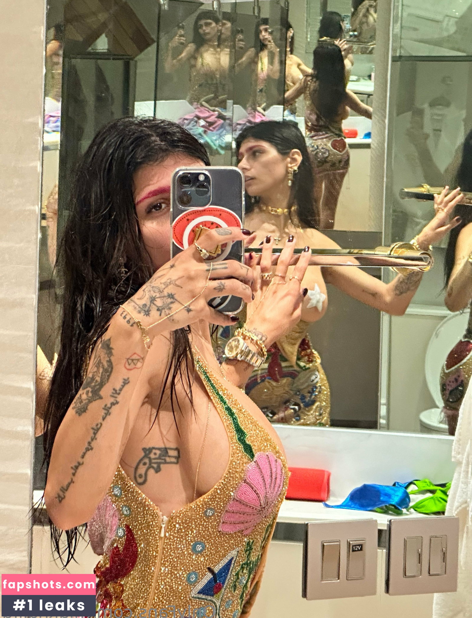 Mia Khalifa gallery photo #319