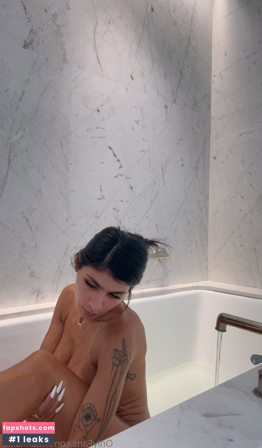 Mia Khalifa gallery photo #1844