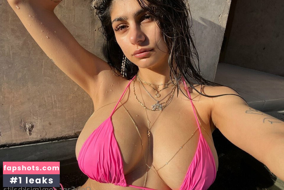 Mia Khalifa gallery photo #230