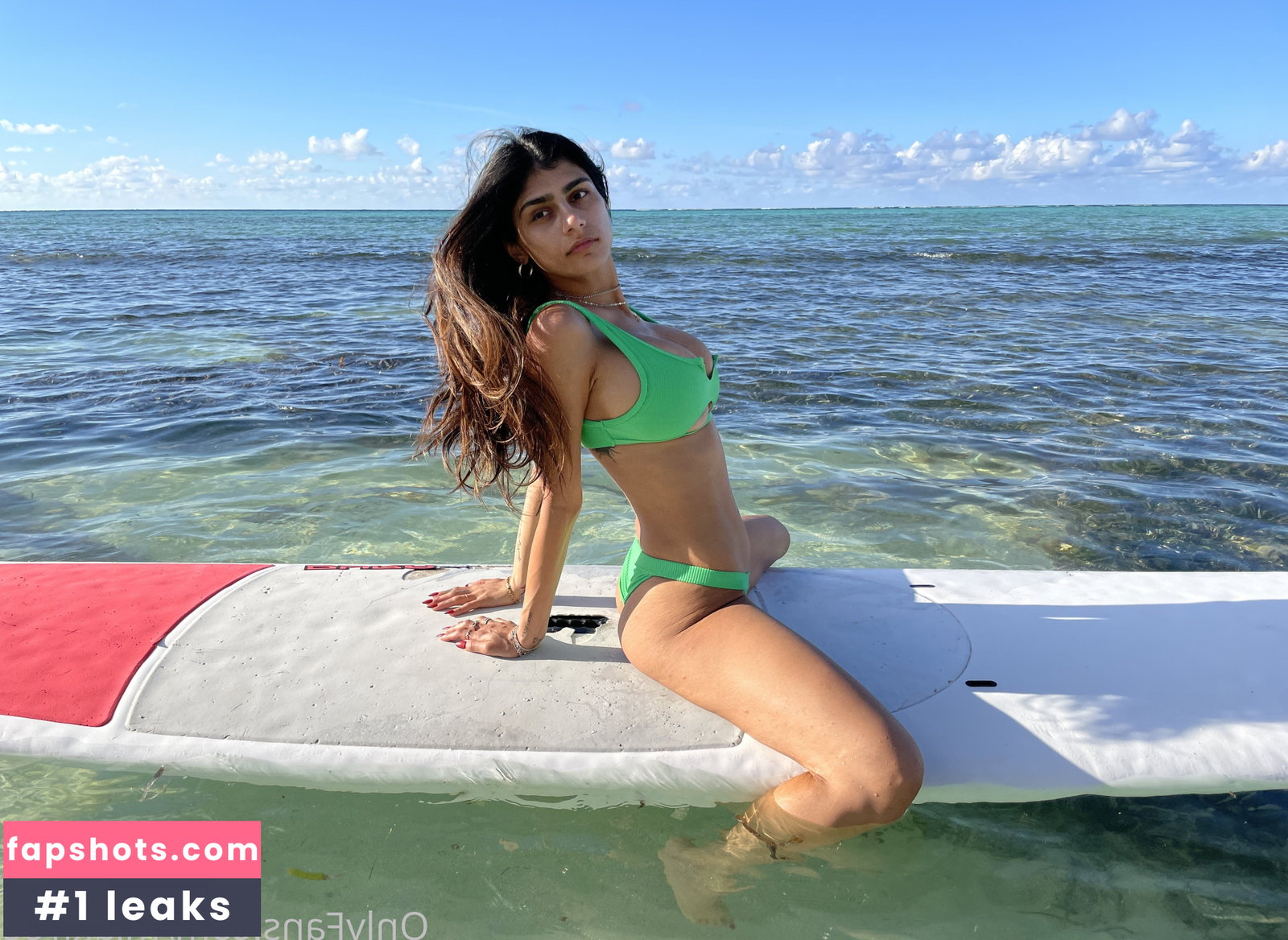 Mia Khalifa gallery photo #2982
