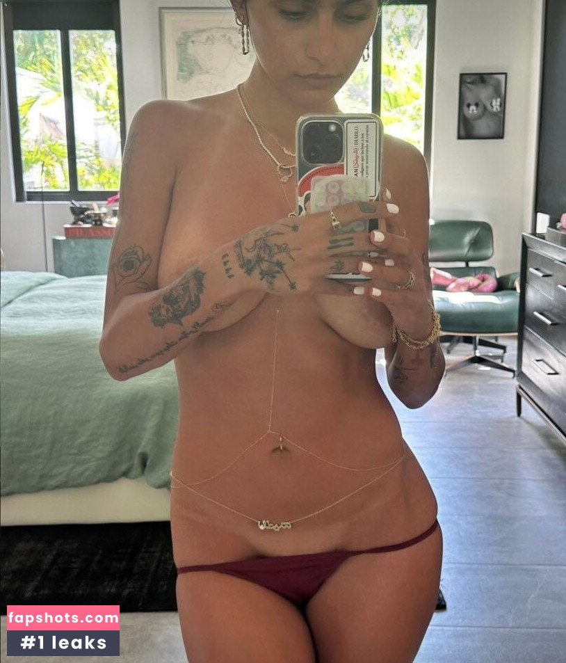 Mia Khalifa gallery photo #737