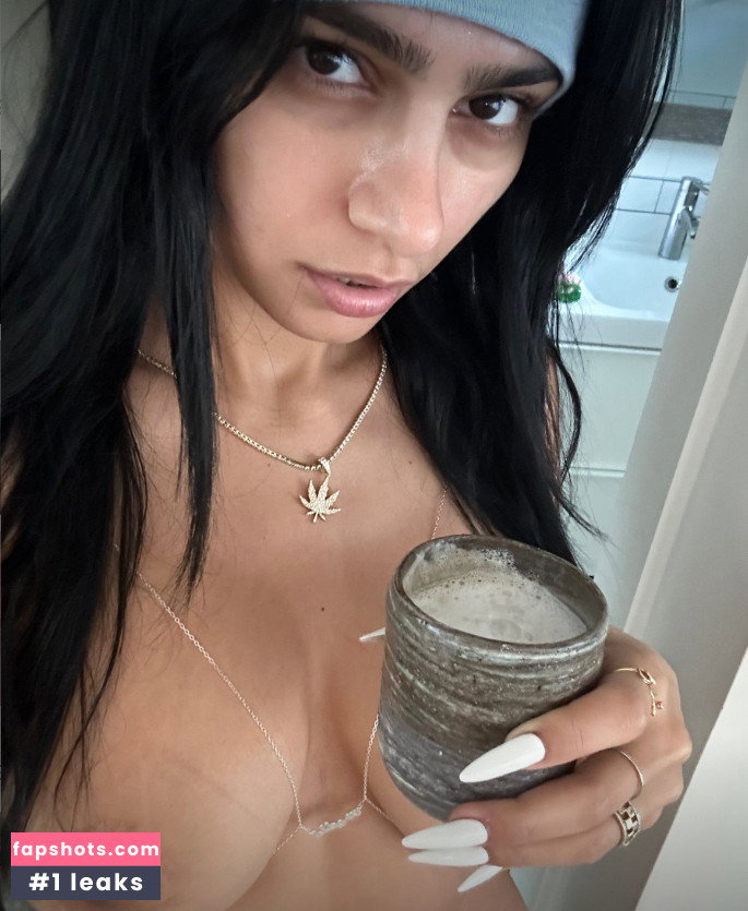 Mia Khalifa gallery photo #2680