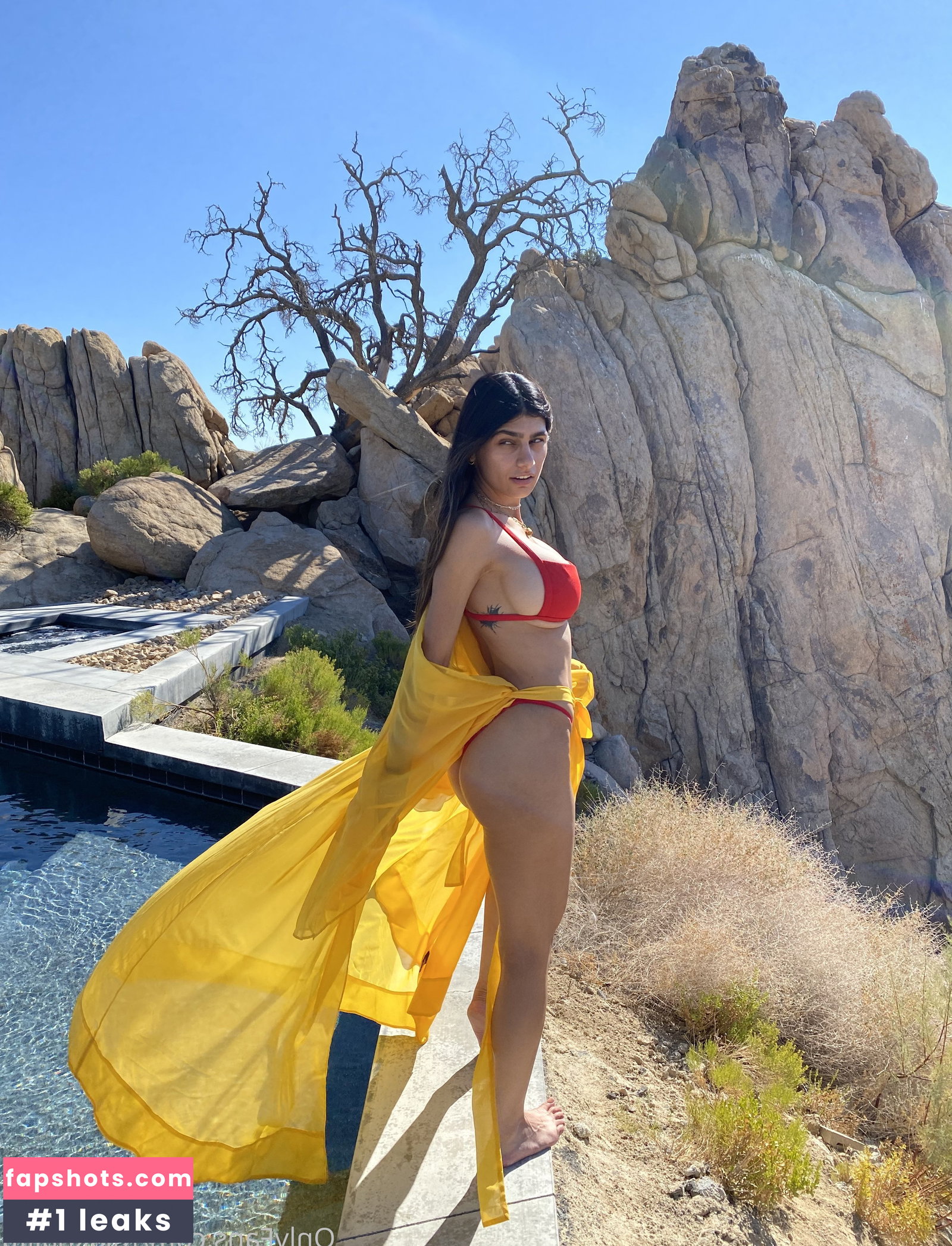 Mia Khalifa gallery photo #2372
