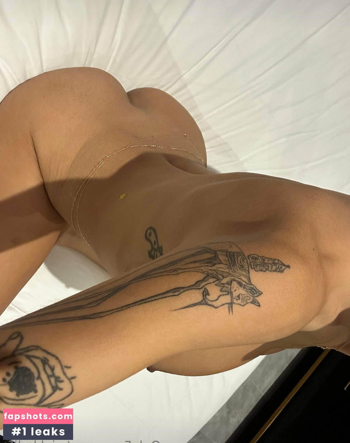 Mia Khalifa gallery photo #2074