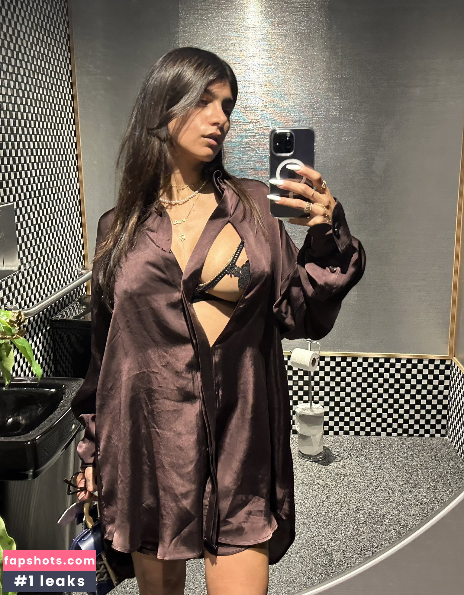 Mia Khalifa gallery photo #1510