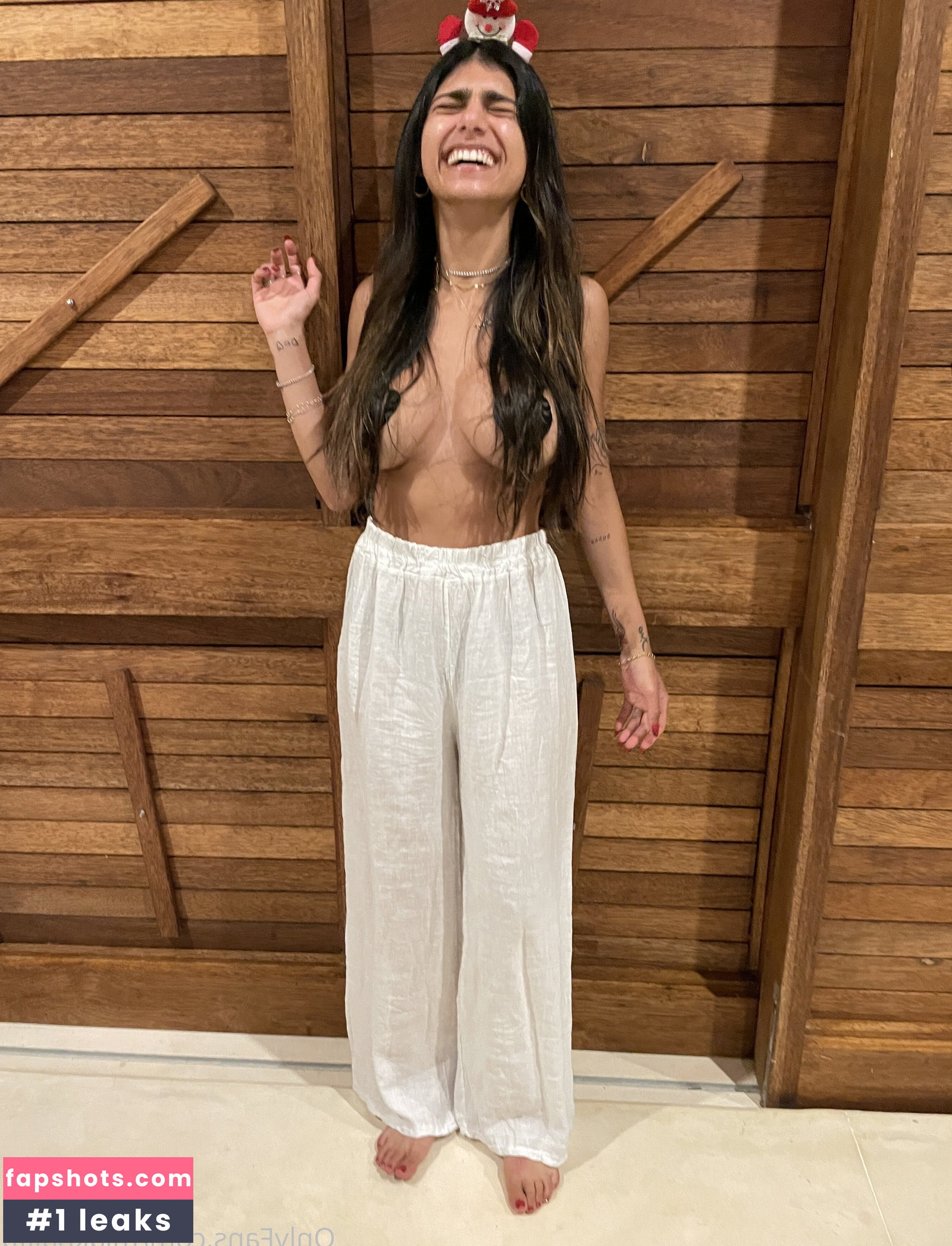 Mia Khalifa gallery photo #1099