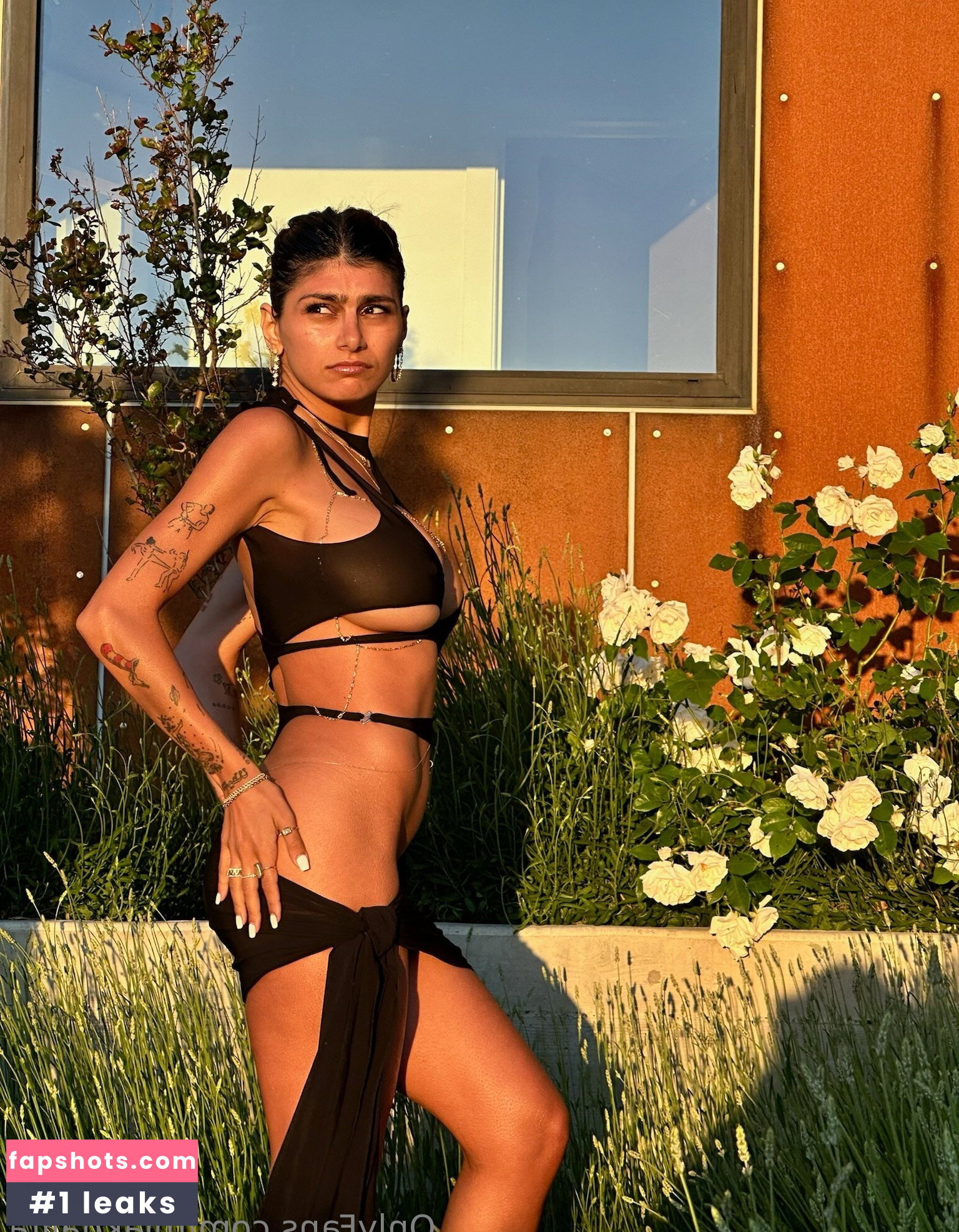Mia Khalifa gallery photo #2605