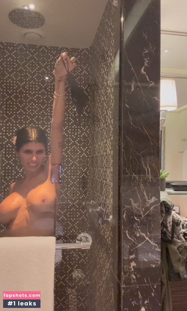 Mia Khalifa gallery photo #725