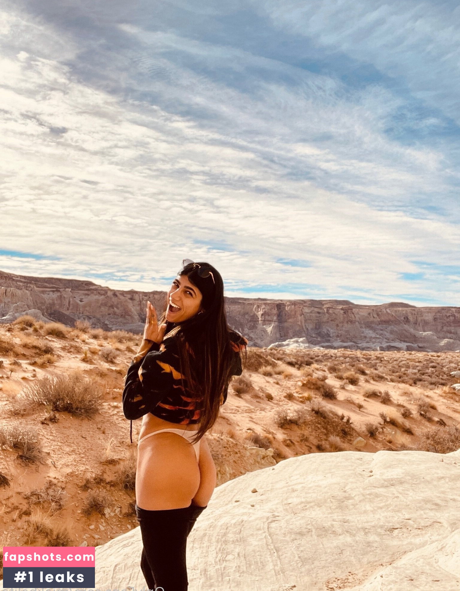 Mia Khalifa gallery photo #1350
