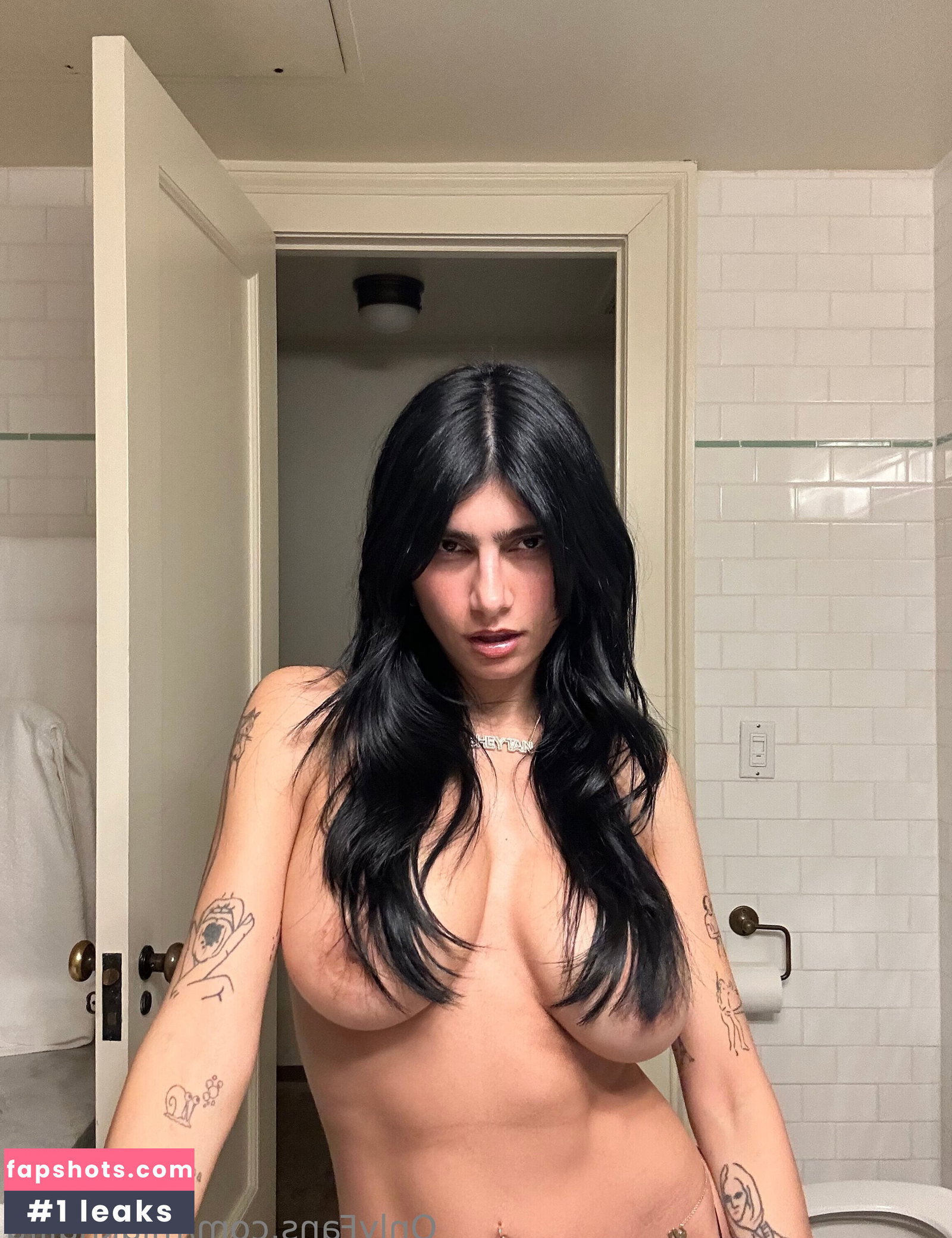 Mia Khalifa gallery photo #2627