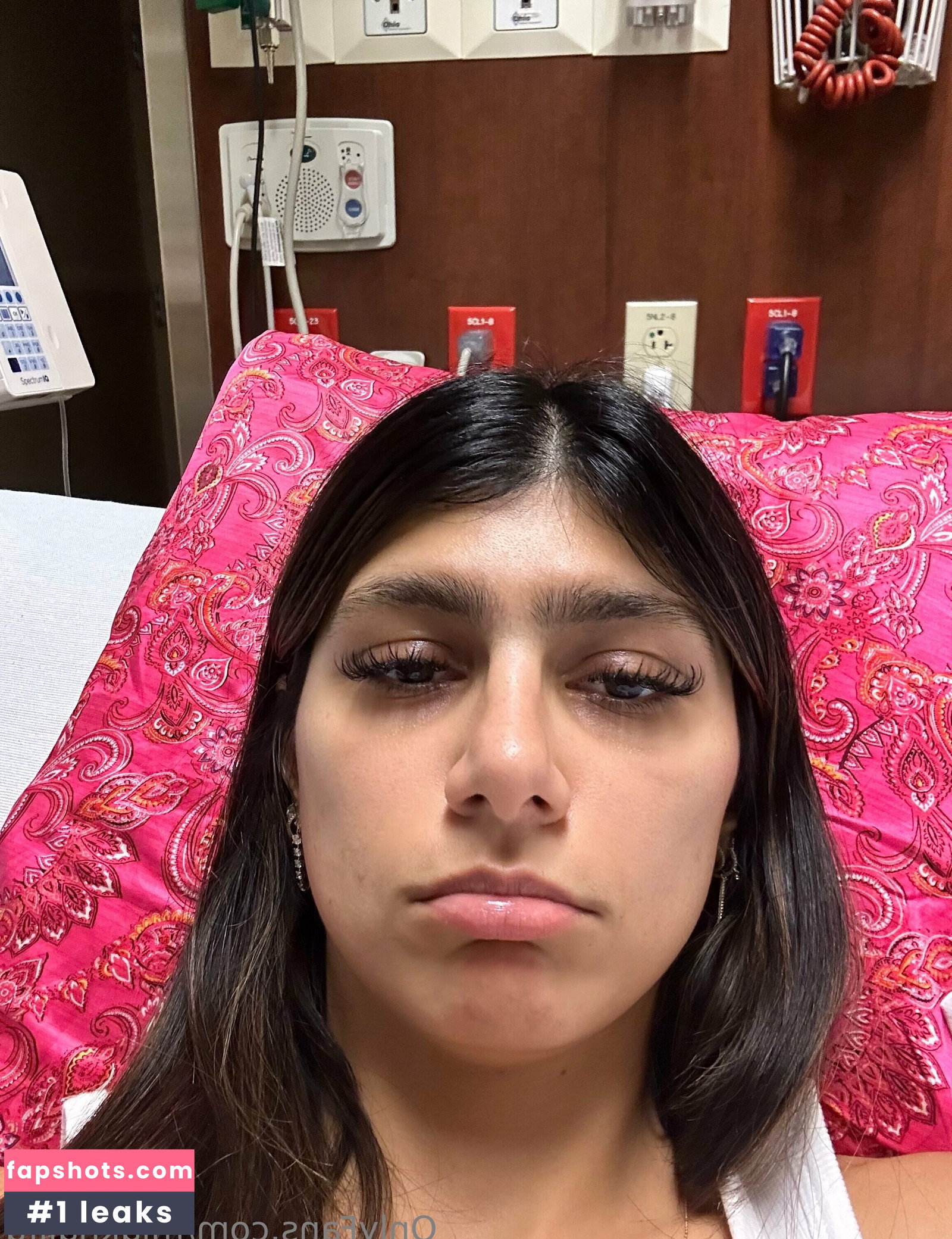 Mia Khalifa gallery photo #334