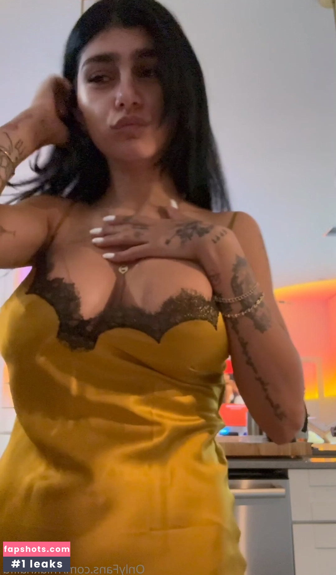 Mia Khalifa gallery photo #2841