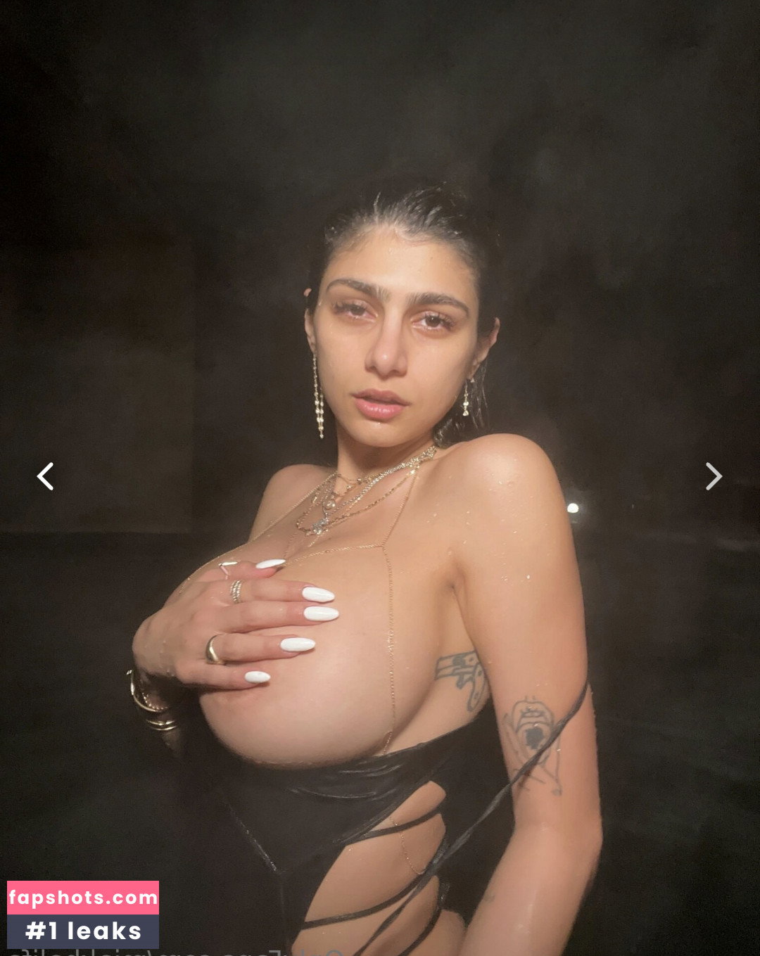 Mia Khalifa gallery photo #3003