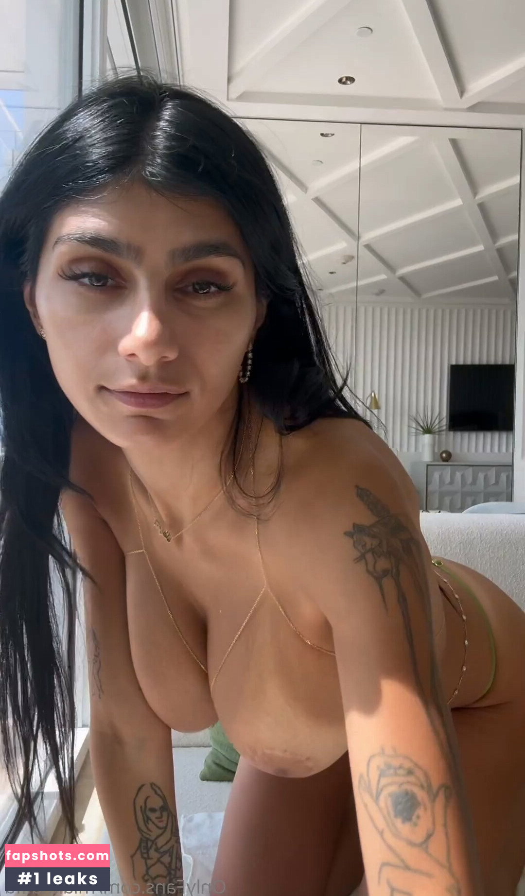 Mia Khalifa gallery photo #1864