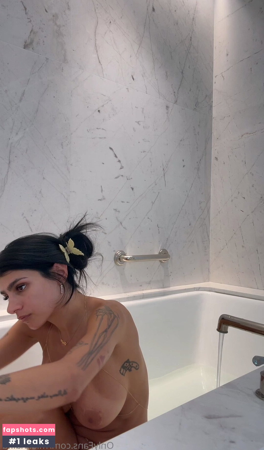Mia Khalifa gallery photo #1365