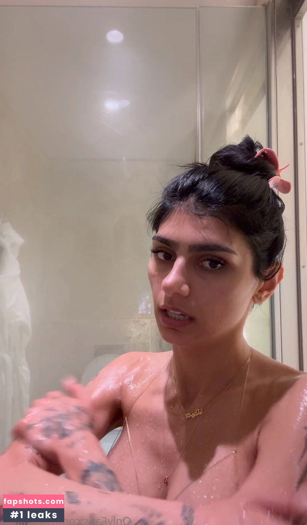 Mia Khalifa gallery photo #1181