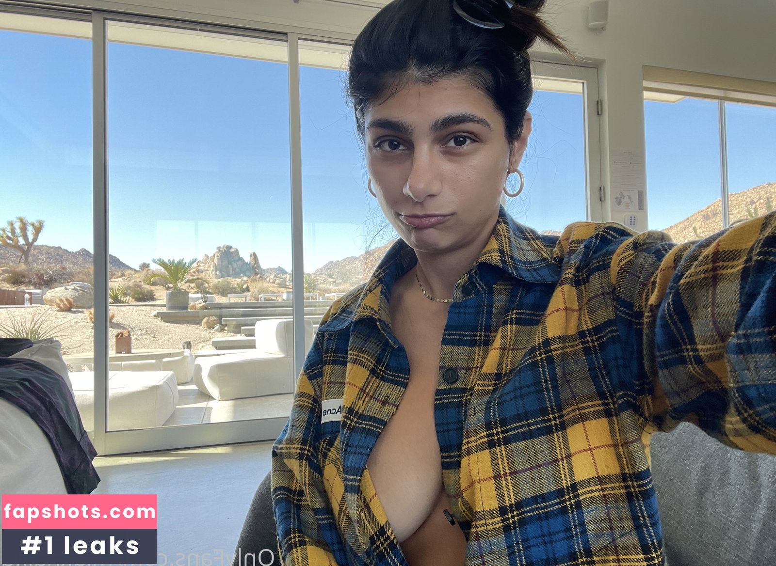 Mia Khalifa gallery photo #1269