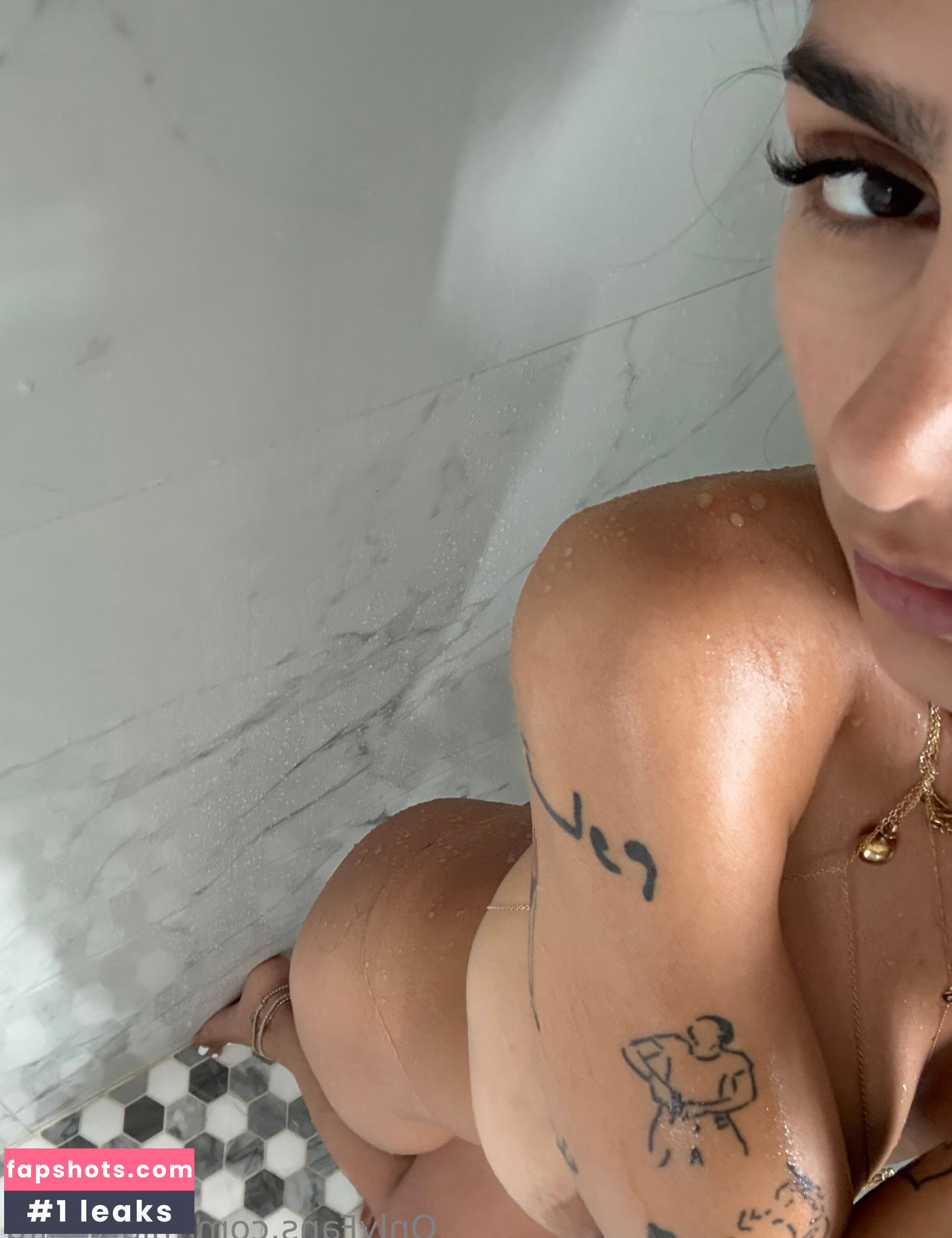 Mia Khalifa gallery photo #1202