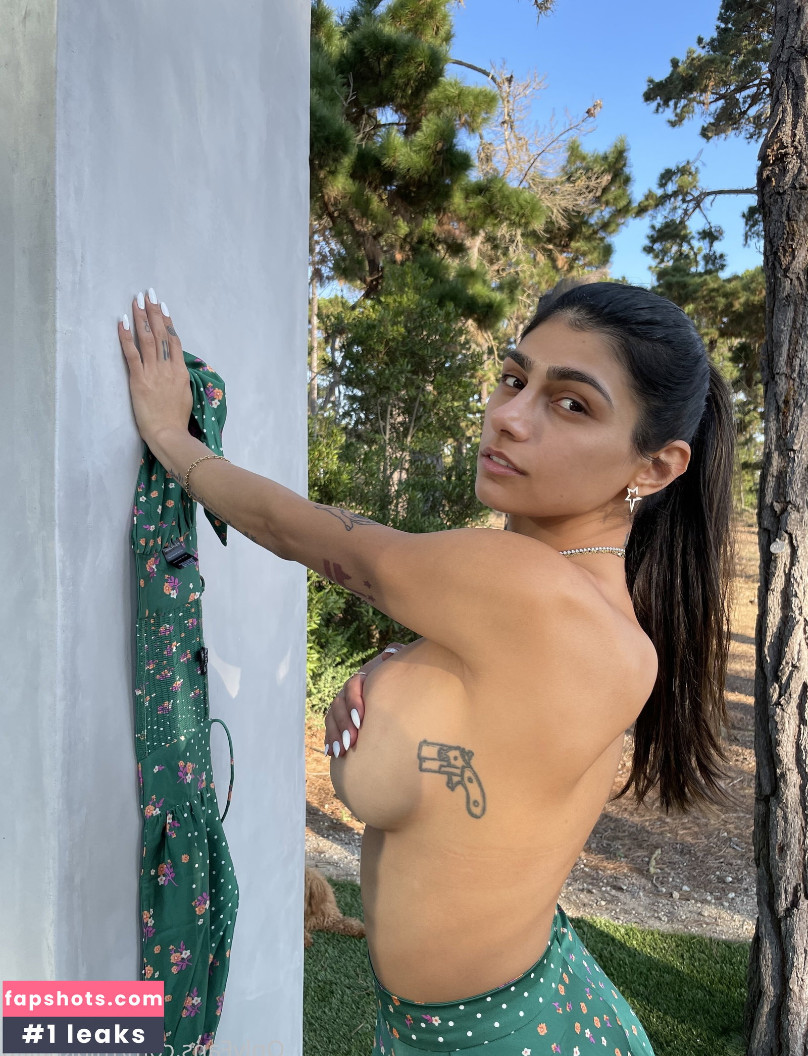 Mia Khalifa gallery photo #2896