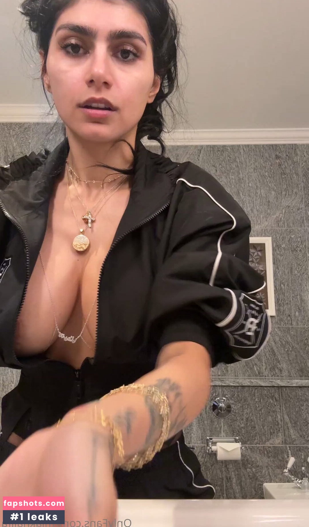 Mia Khalifa gallery photo #1966
