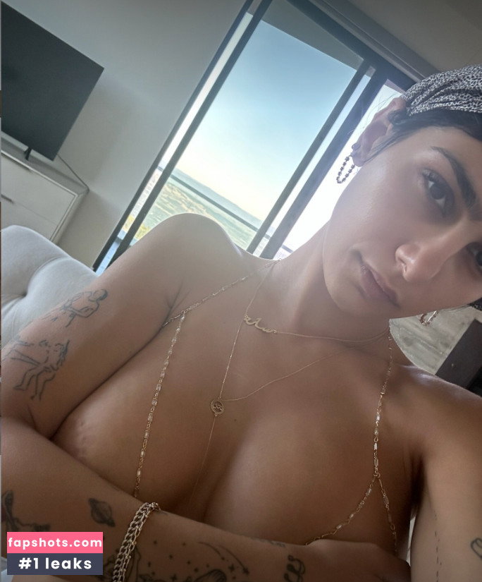 Mia Khalifa gallery photo #546
