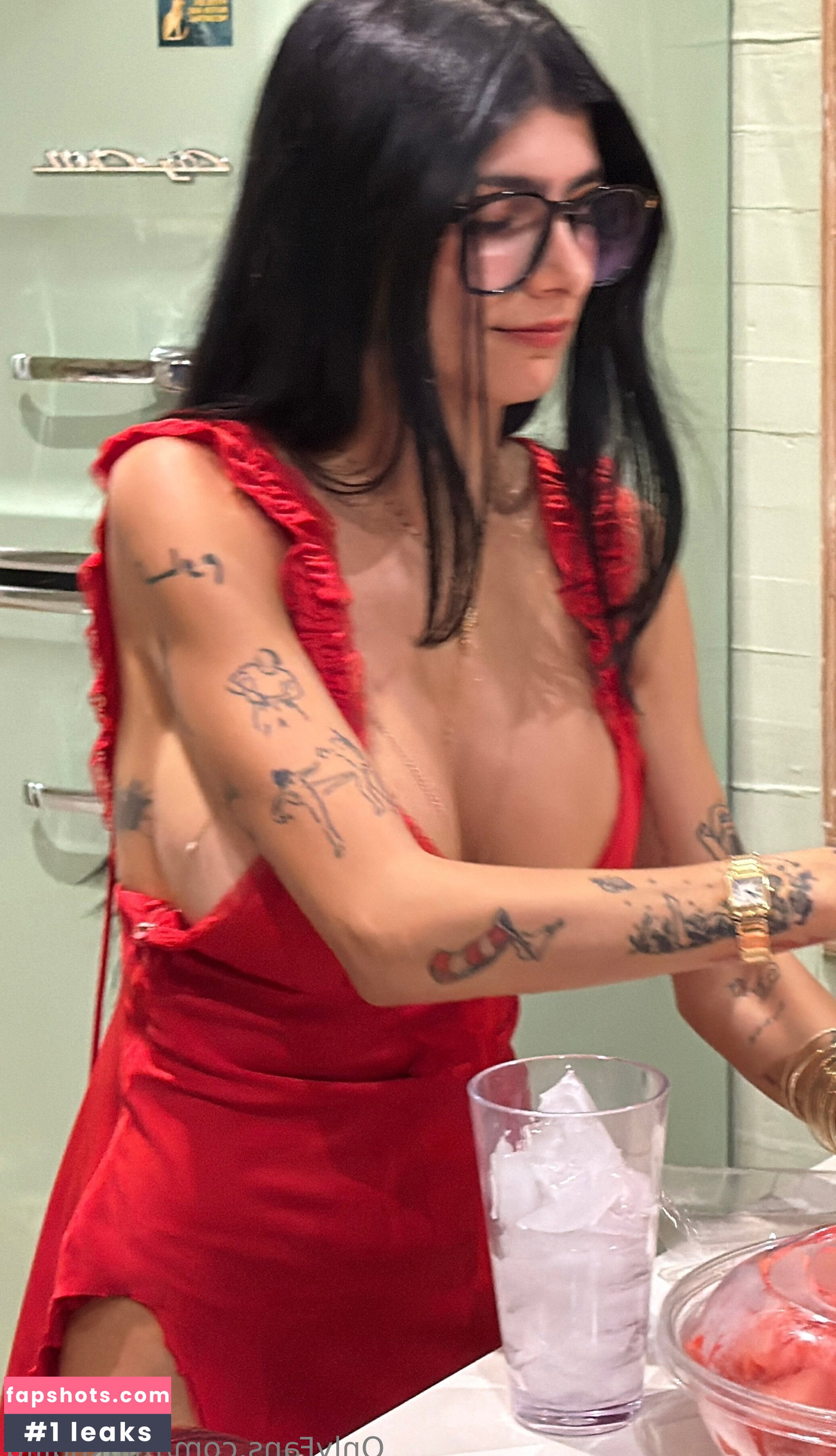 Mia Khalifa gallery photo #1577