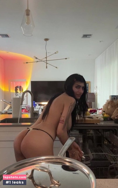 Mia Khalifa gallery photo #756