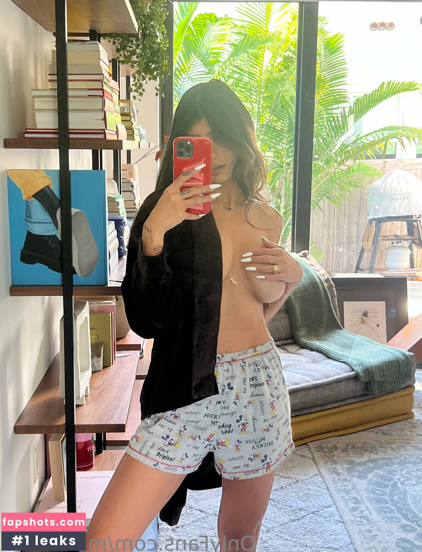 Mia Khalifa gallery photo #2595