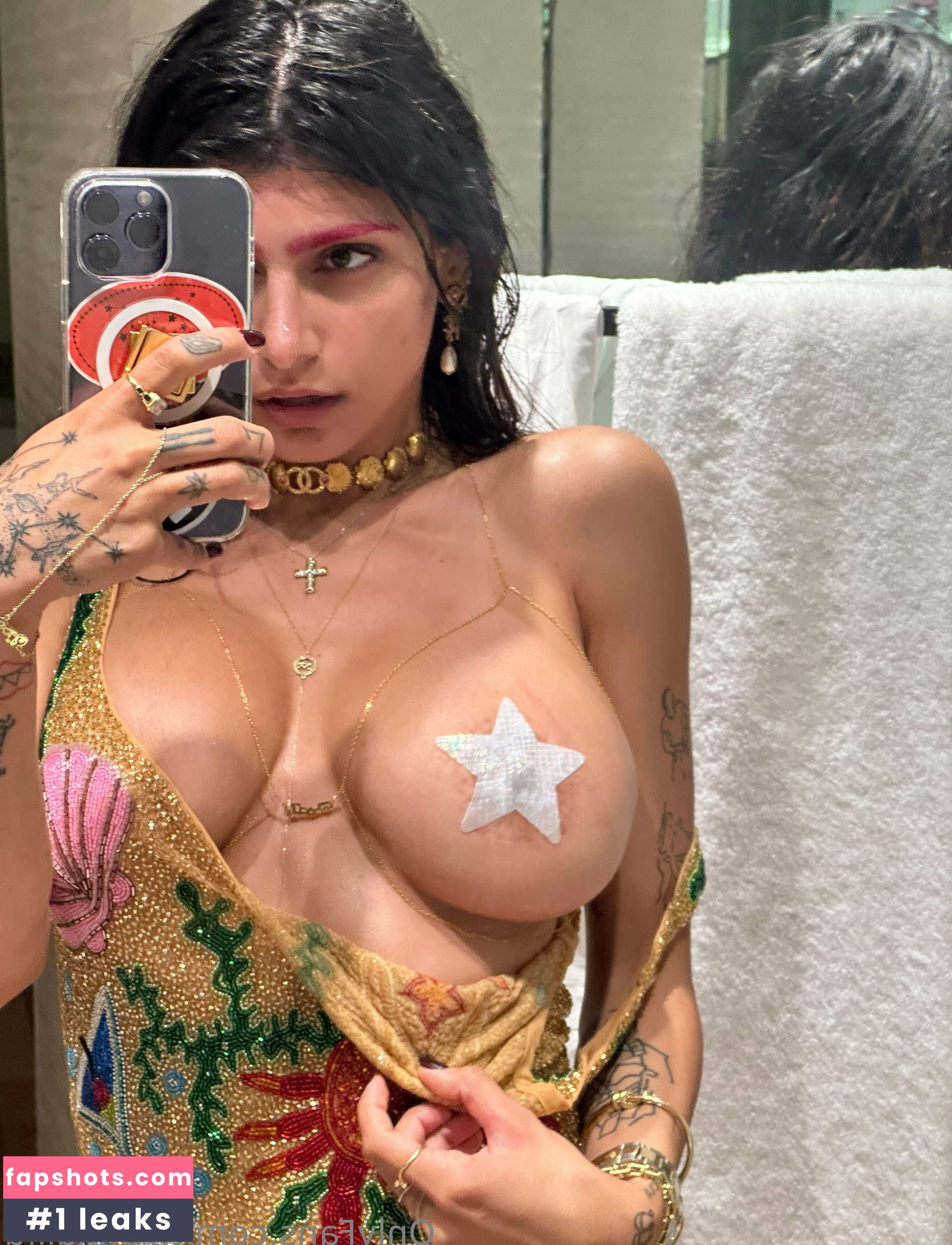 Mia Khalifa gallery photo #350
