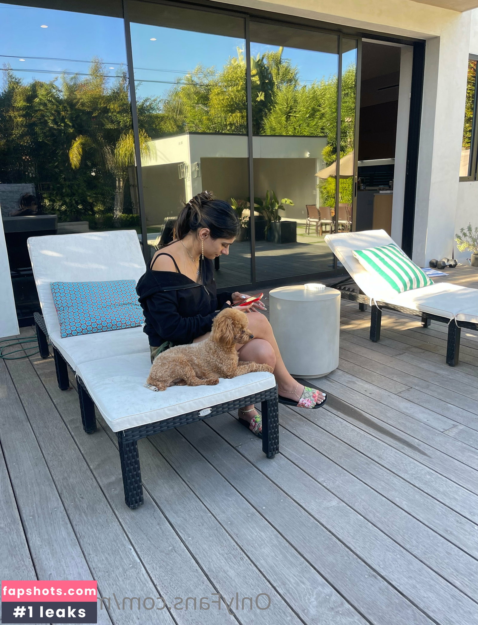 Mia Khalifa gallery photo #2295