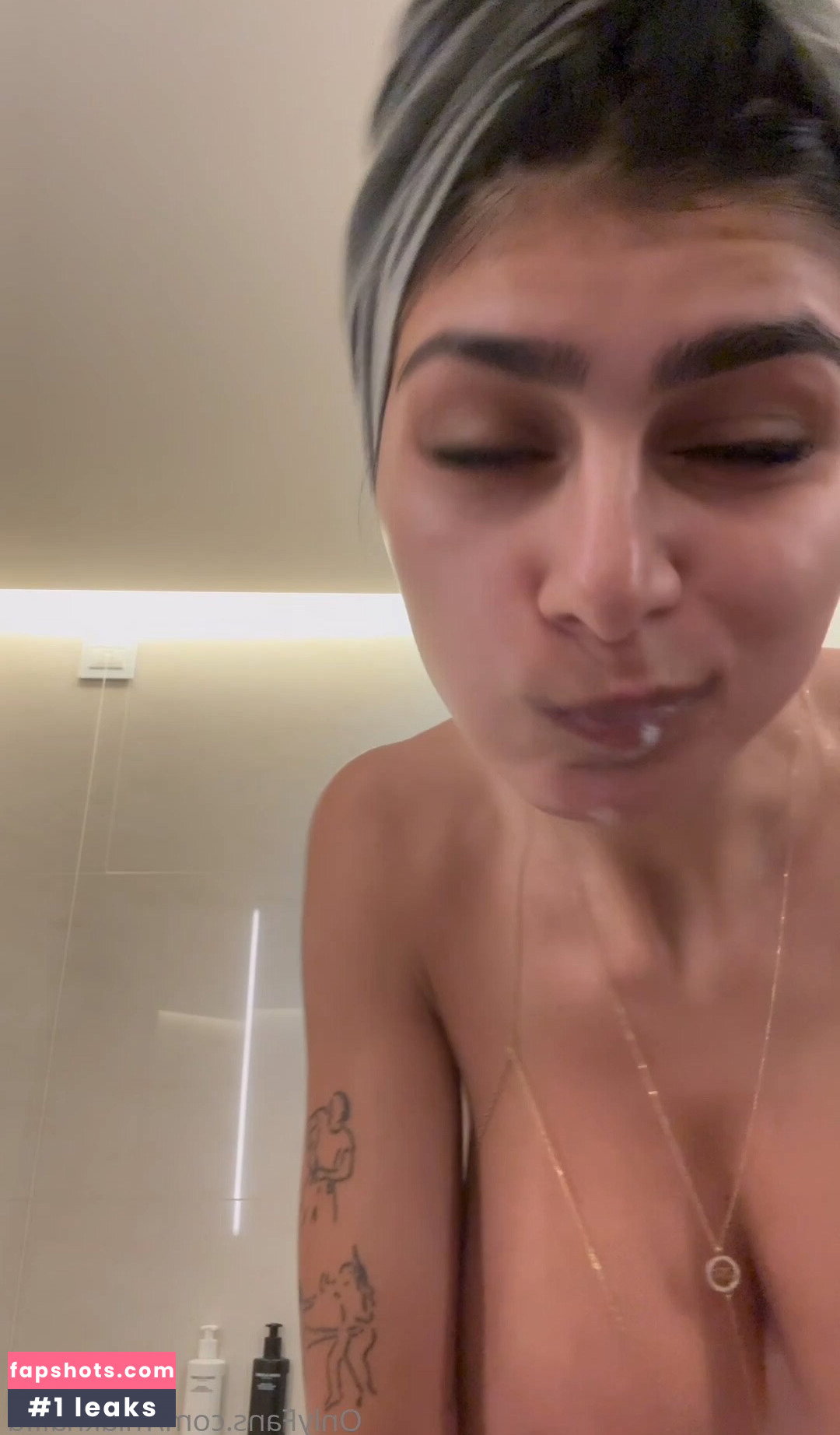 Mia Khalifa gallery photo #593