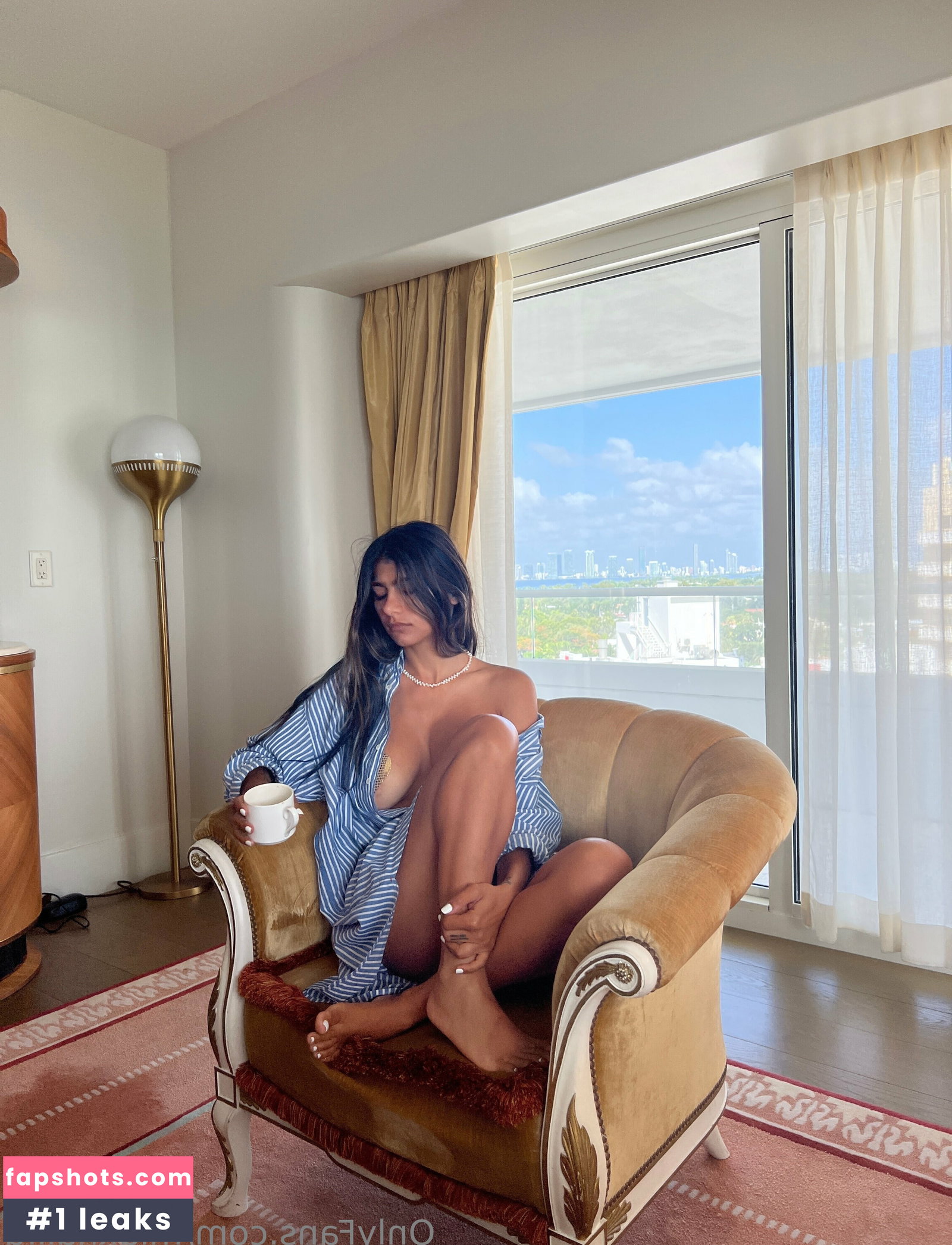 Mia Khalifa gallery photo #2087