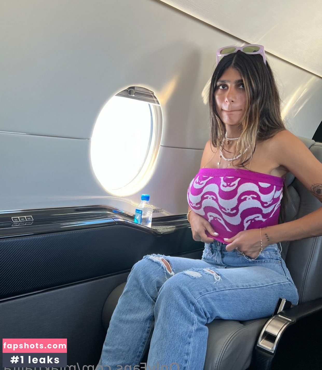 Mia Khalifa gallery photo #443