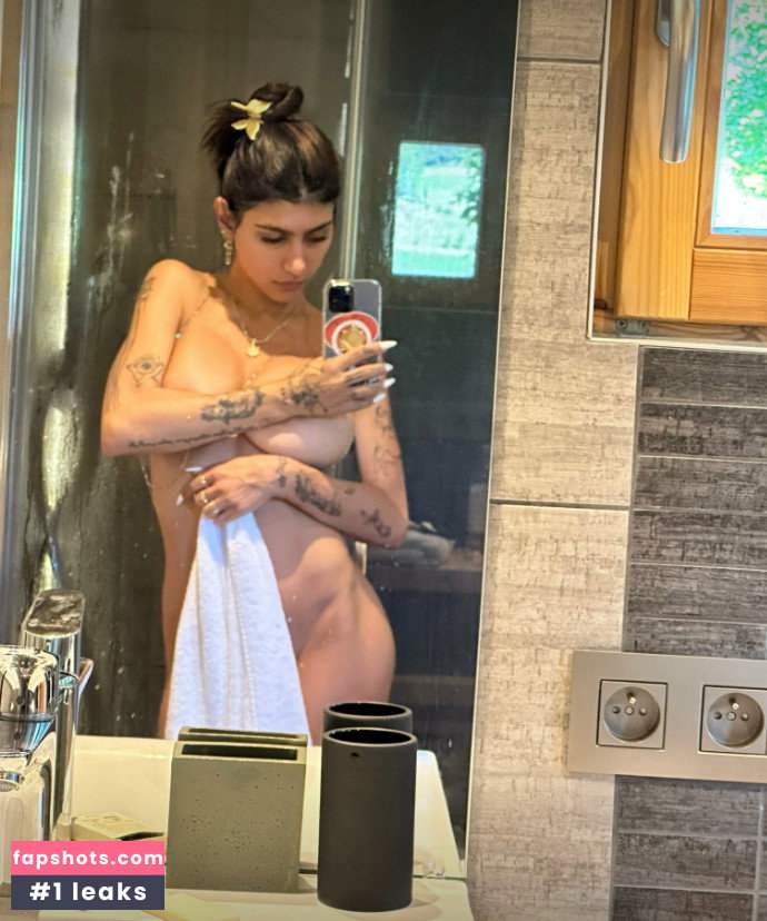 Mia Khalifa gallery photo #2300