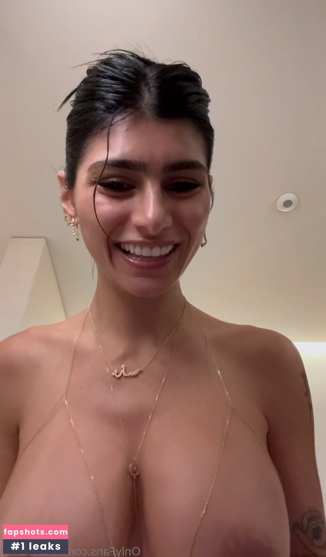 Mia Khalifa gallery photo #805