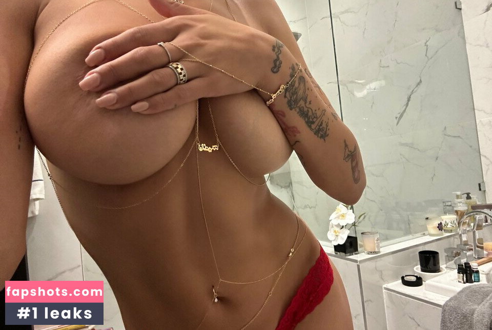 Mia Khalifa gallery photo #203