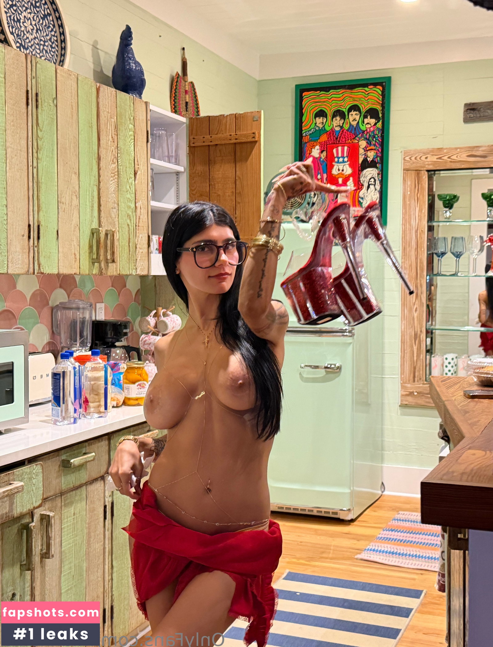 Mia Khalifa gallery photo #2526